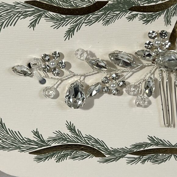 Elegant Bridal Wedding Hair Comb Silver Tone Rhinestone Embellished Floral BLING - Picture 7 of 14